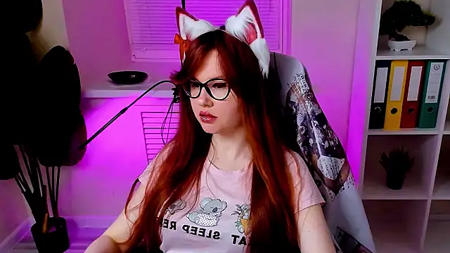 CarolGiggly's Webcam Show