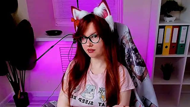 CarolGiggly's Webcam Show