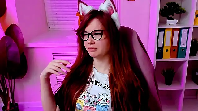 CarolGiggly's Webcam Show