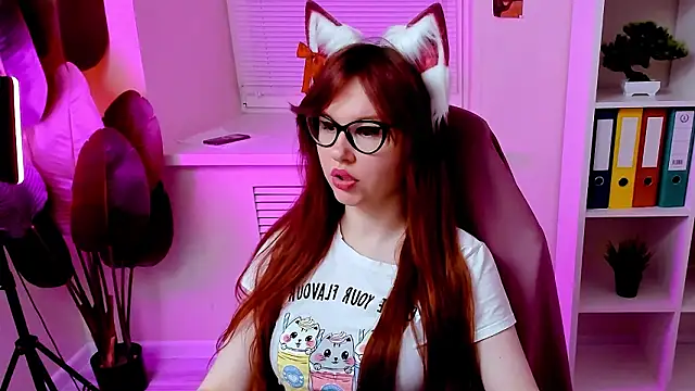 CarolGiggly webcam show