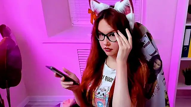 CarolGiggly's Webcam Show