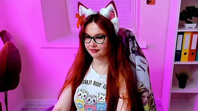 CarolGiggly: διαδικτυακό σόου στην κάμερα