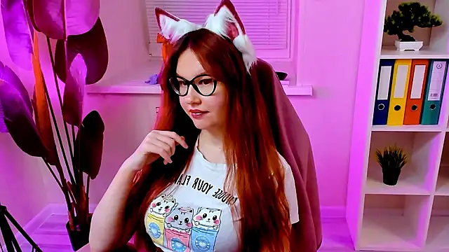 CarolGiggly's Webcam Show