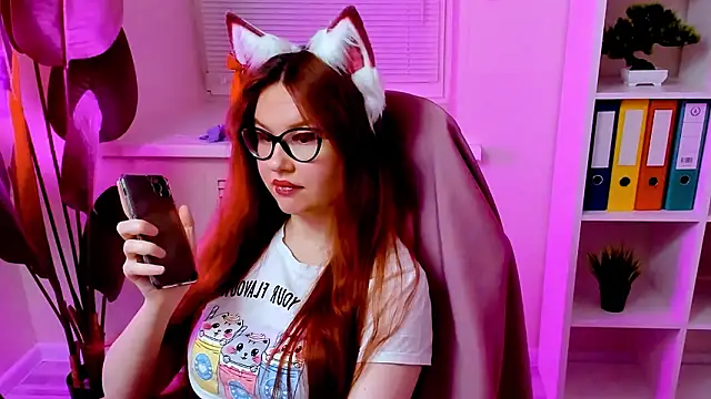 CarolGiggly's Webcam Show