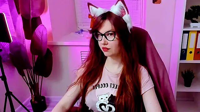 CarolGiggly webcam show