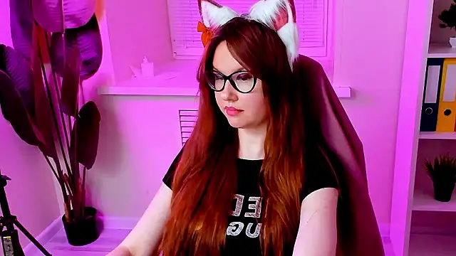 CarolGigglyn Webbikameraesitys