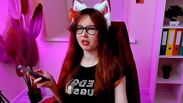 CarolGiggly webcam show