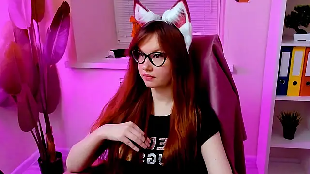 CarolGiggly's Webcam Show