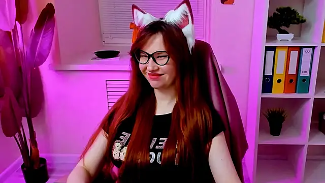 CarolGiggly's Webcam Show