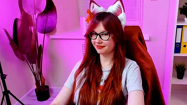 CarolGiggly's Webcam Show