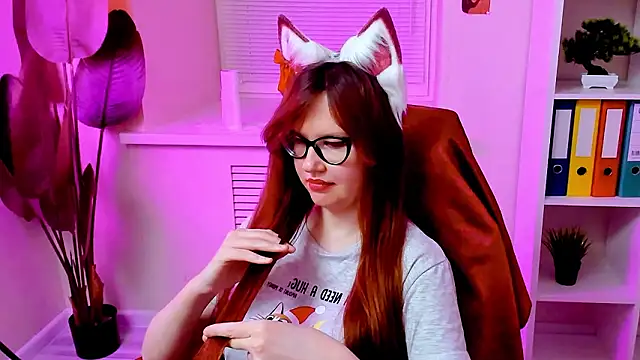 CarolGiggly's Webcam Show