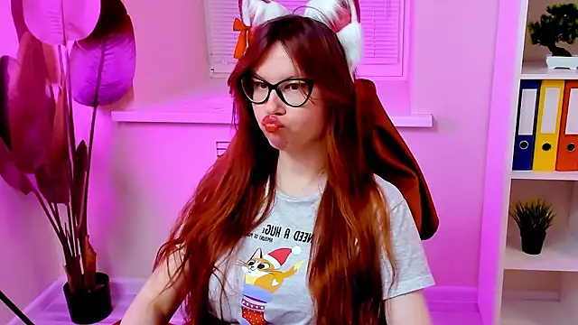 CarolGiggly's Webcam Show