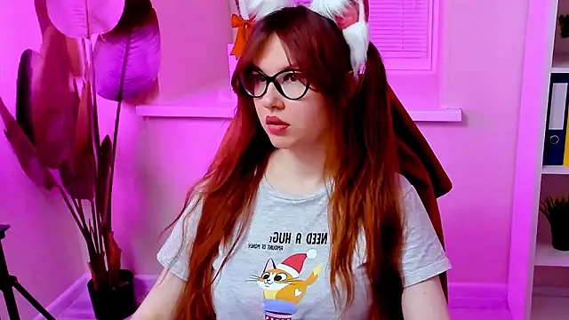 CarolGiggly's Webcam Show