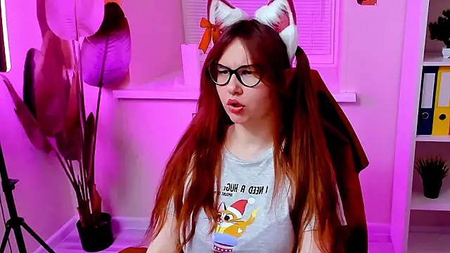 CarolGiggly's Webcam Show