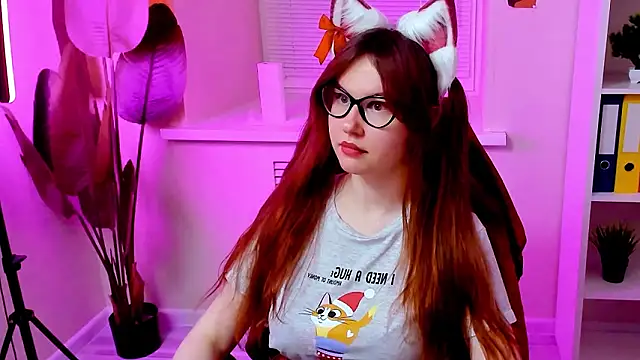 CarolGiggly's Webcam Show