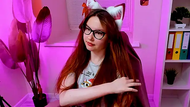 CarolGiggly's Webcam Show