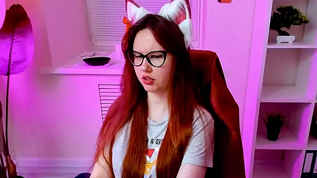 CarolGiggly's Webcam Show