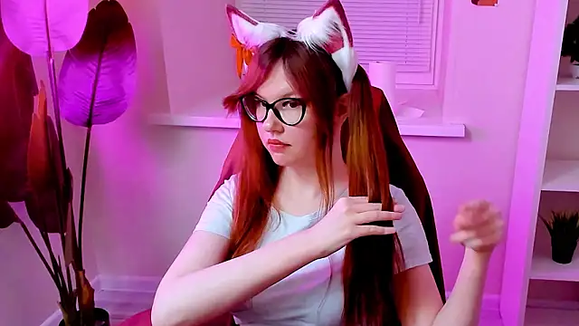 CarolGigglyn Webbikameraesitys