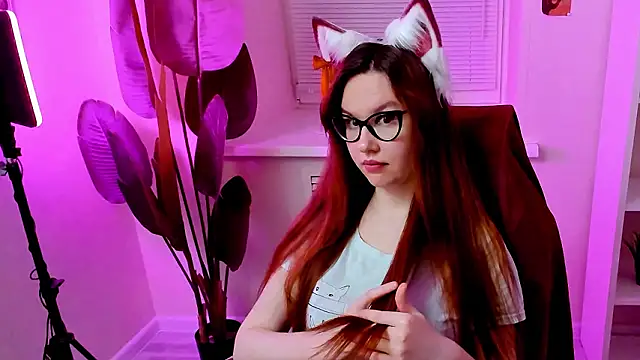 CarolGiggly: διαδικτυακό σόου στην κάμερα