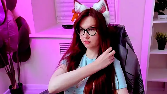 CarolGiggly's Webcam Show