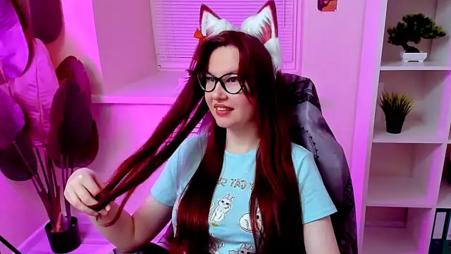 CarolGiggly's Webcam Show