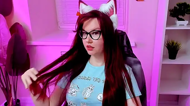 CarolGiggly's Webcam Show