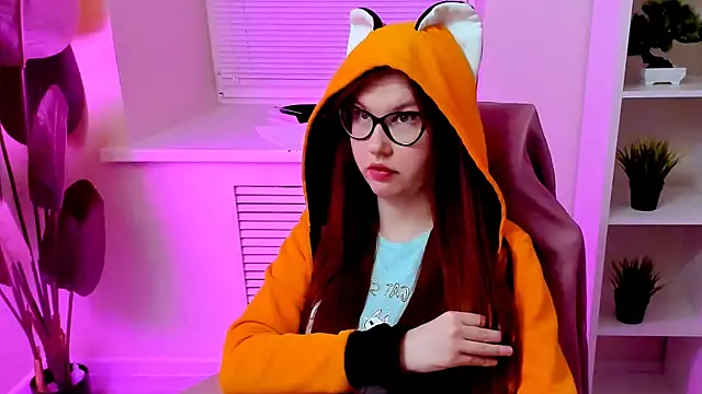 Show modela CarolGiggly na web-kameri