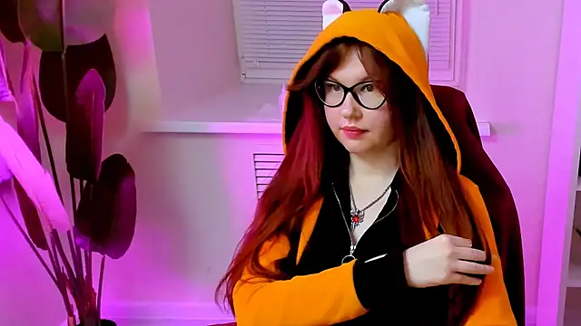 CarolGiggly's Webcam Show