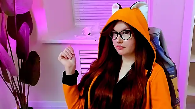 CarolGiggly 网络视讯表演