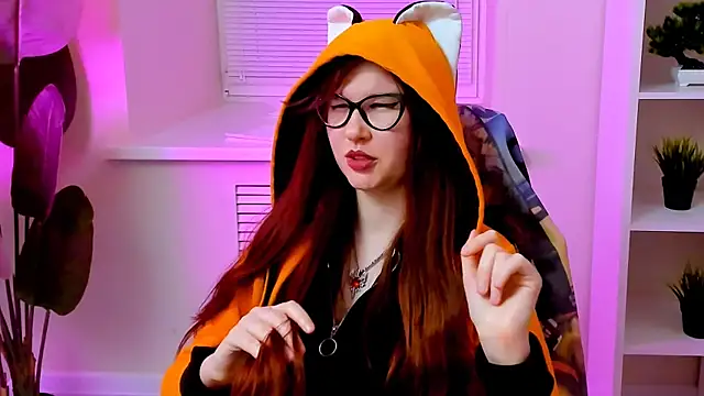 CarolGiggly Webcam show