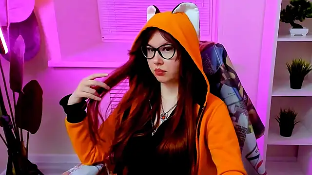 CarolGiggly's Webcam Show