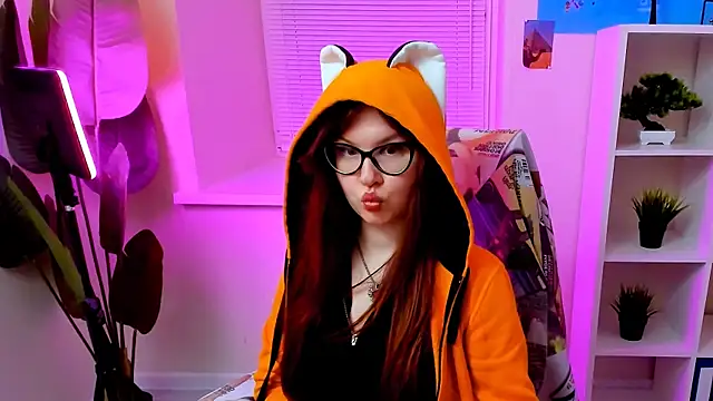CarolGiggly's Webcam Show