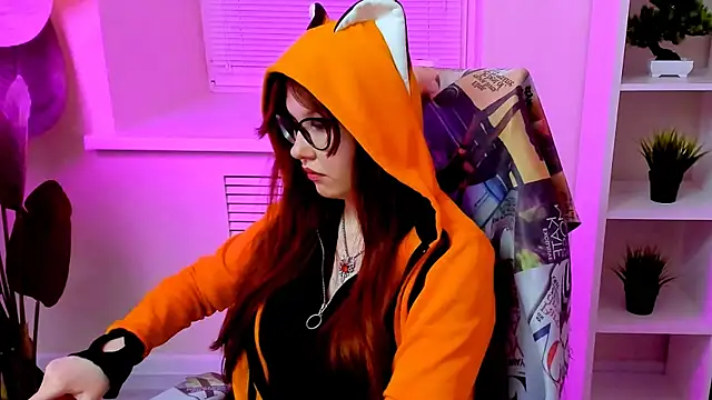 CarolGiggly's Webcam Show