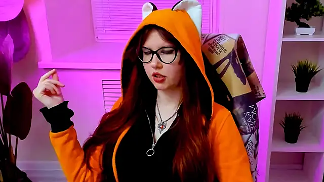 CarolGiggly's Webcam Show