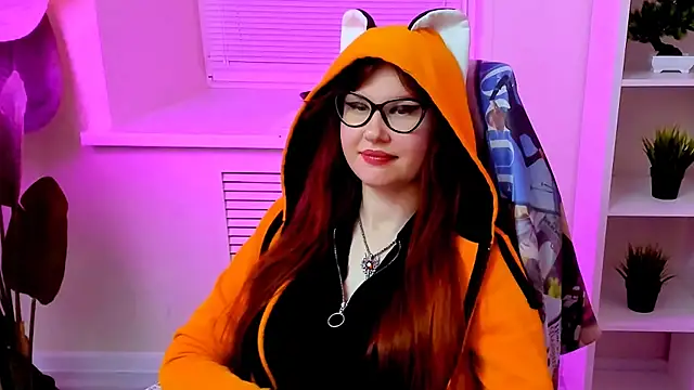 CarolGiggly's Webcam Show