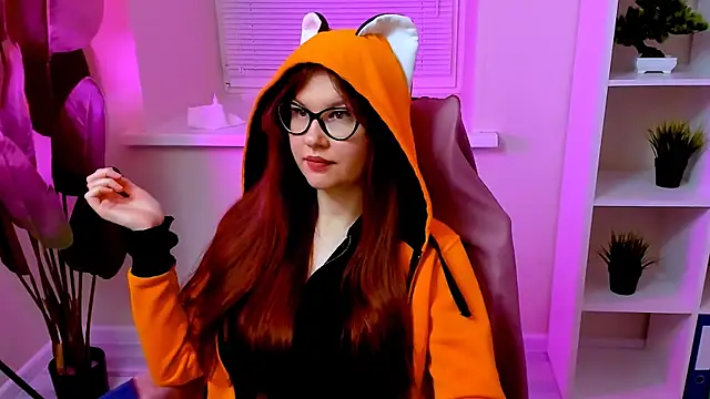 CarolGiggly's Webcam Show