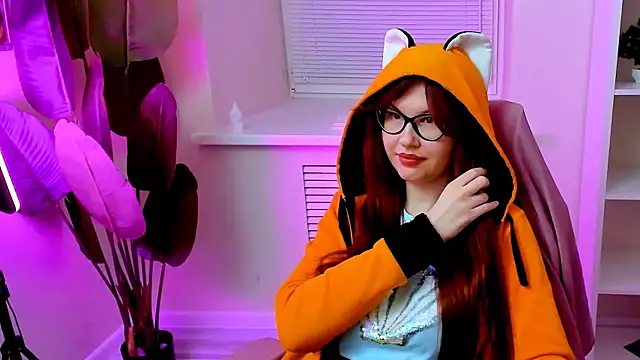 CarolGiggly's Webcam Show