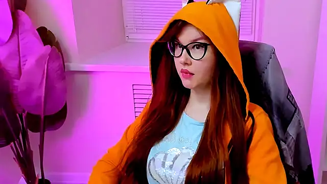 CarolGiggly's Webcam Show