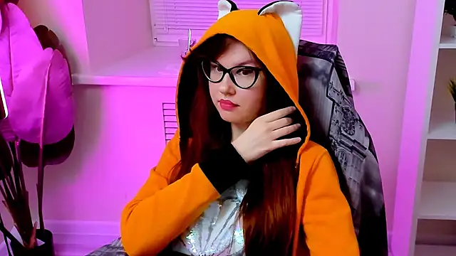 CarolGiggly's Webcam Show