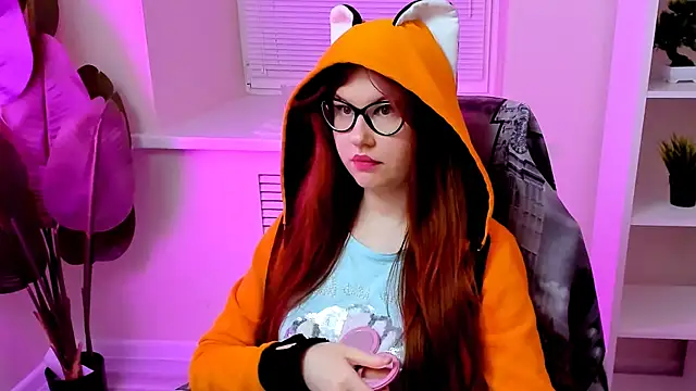 CarolGiggly's Webcam Show