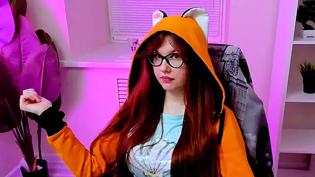 CarolGiggly's Webcam Show