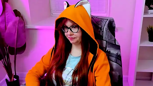 CarolGiggly's Webcam Show