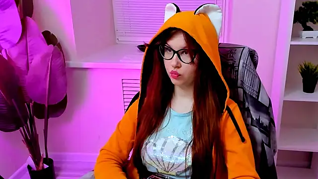 CarolGiggly's Webcam Show
