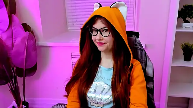 CarolGiggly Webcam show