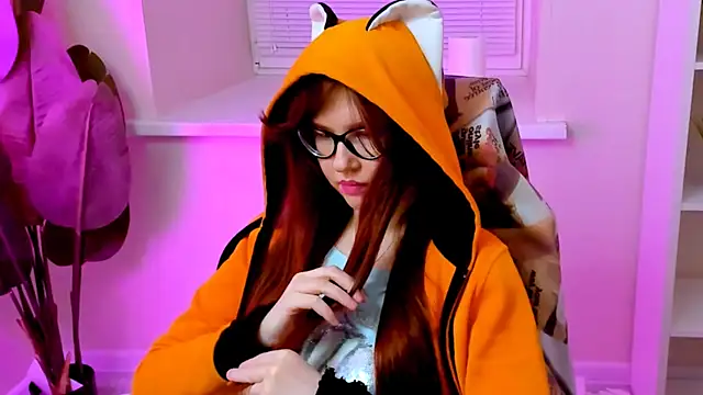 CarolGiggly's Webcam Show