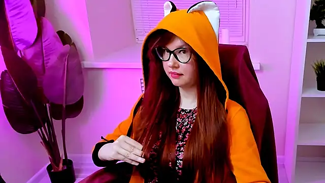 CarolGiggly's Webcam Show