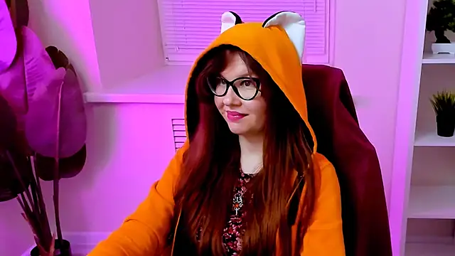 CarolGiggly's Webcam Show