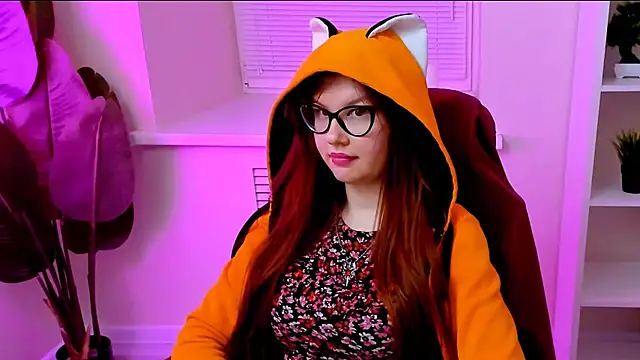 CarolGiggly's Webcam Show