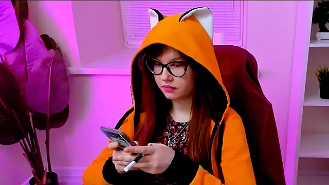 CarolGiggly's Webcam Show