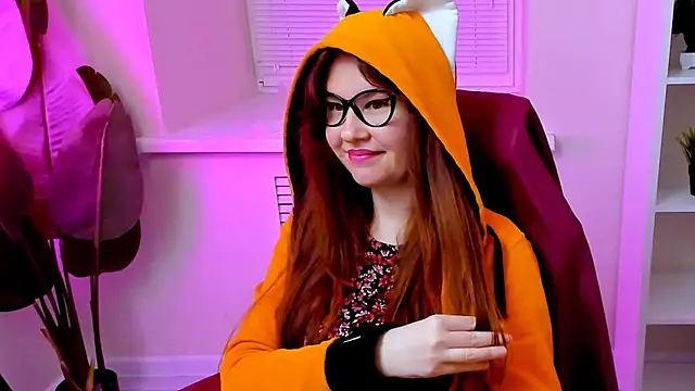 CarolGiggly's Webcam Show